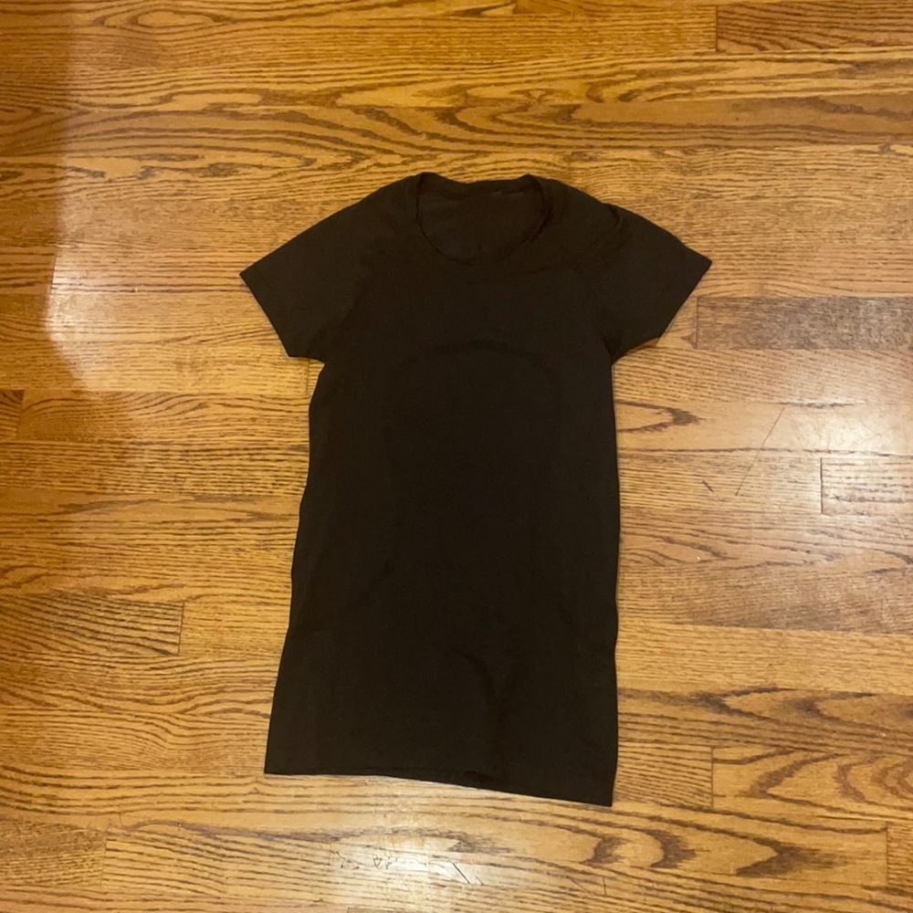Lululemon Swiftly Tech Black Shirt